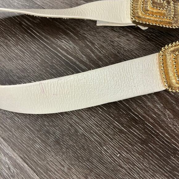 Vintage St. John White Leather Belt Sz 6 Gold Statement Buckle Adjustable Waist - Picture 14 of 16